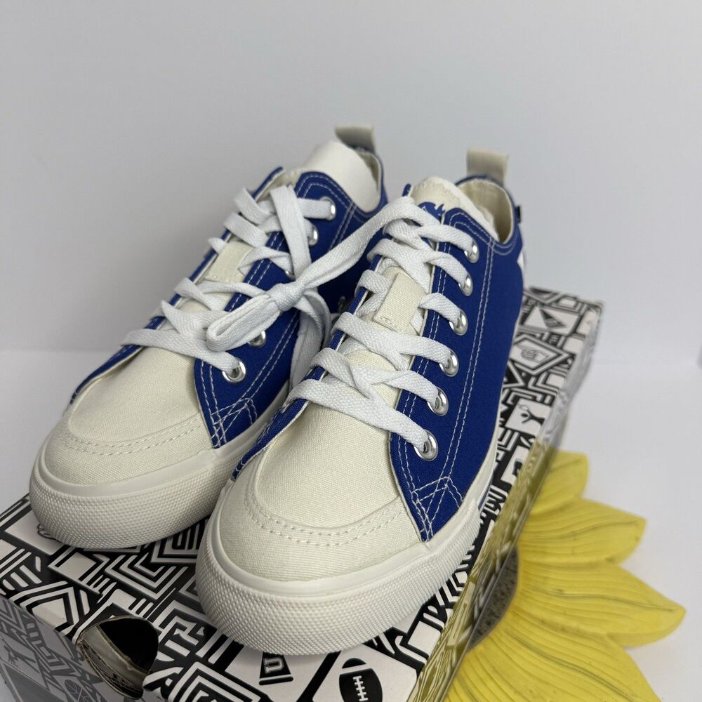 SKICKS Duke Blue Devils Women Size 7 Low Top Canvas Sneakers-NEW IN BOX - Picture 3 of 10